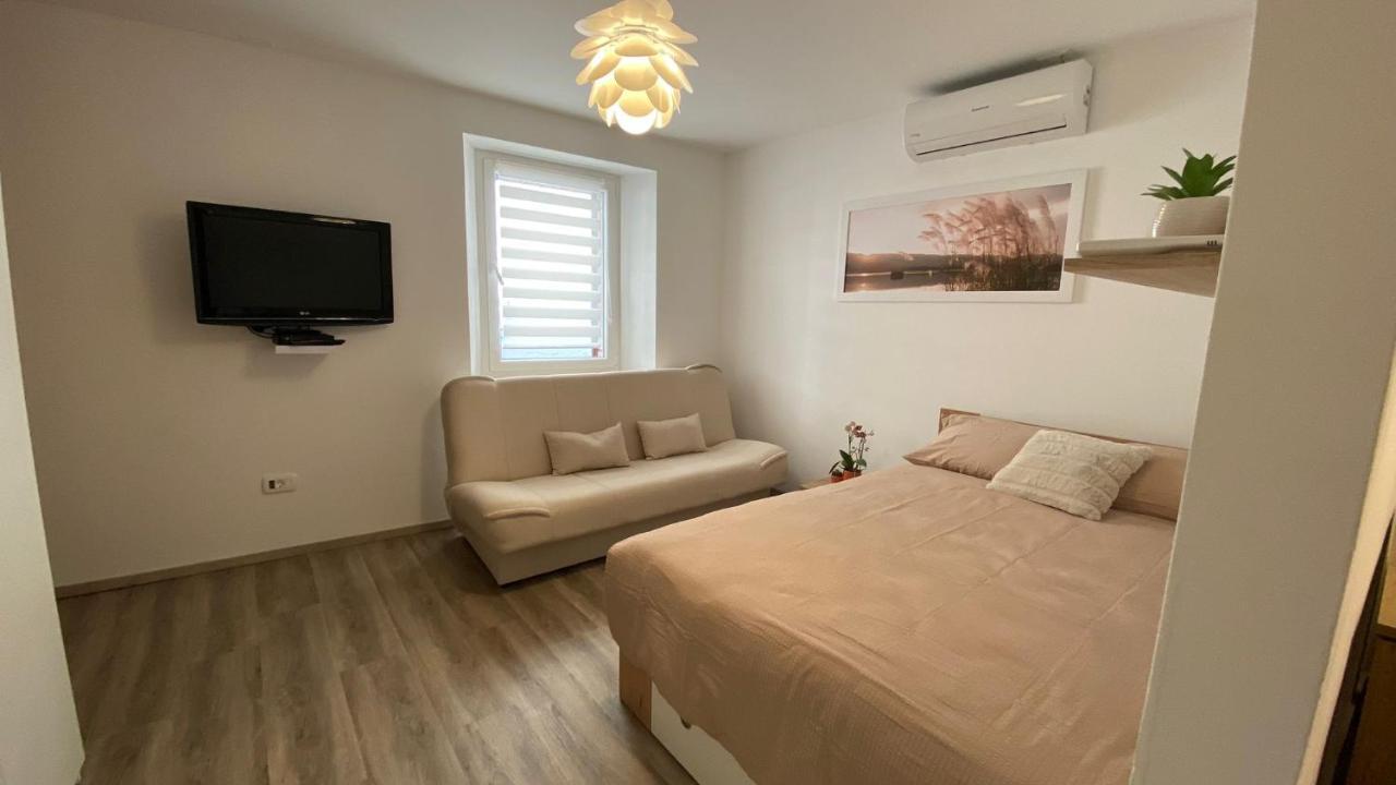 Apartma Pingo โคเปร์ ภายนอก รูปภาพ