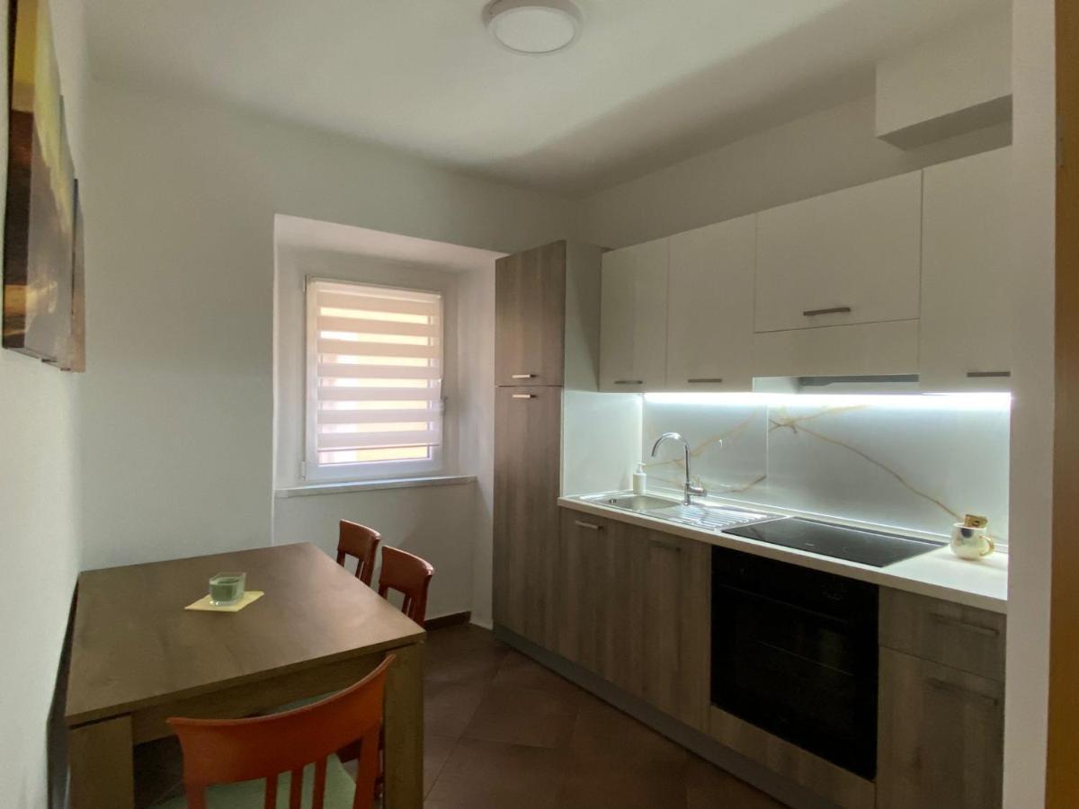 Apartma Pingo โคเปร์ ภายนอก รูปภาพ